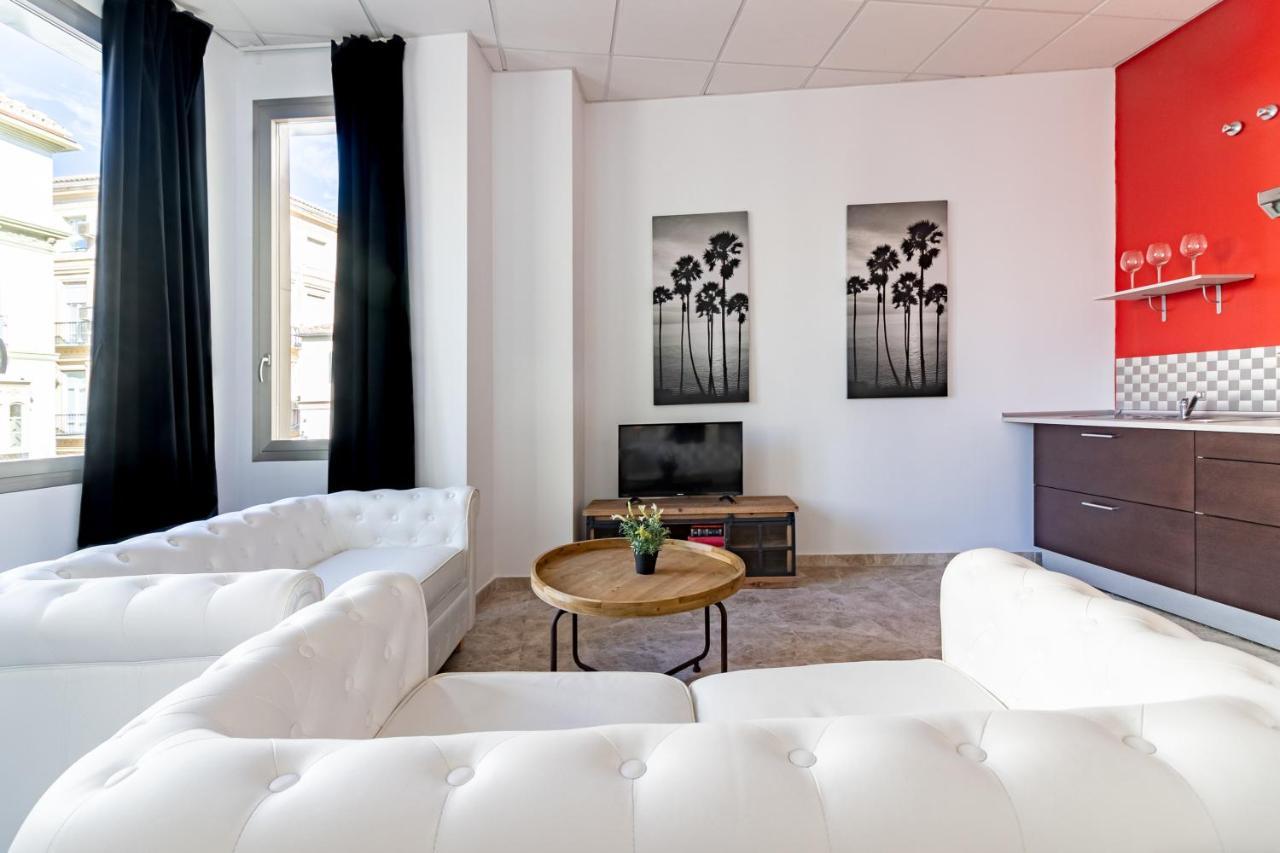 Saenz Suites Gallery By Bossh! Apartments Malaga Exterior photo