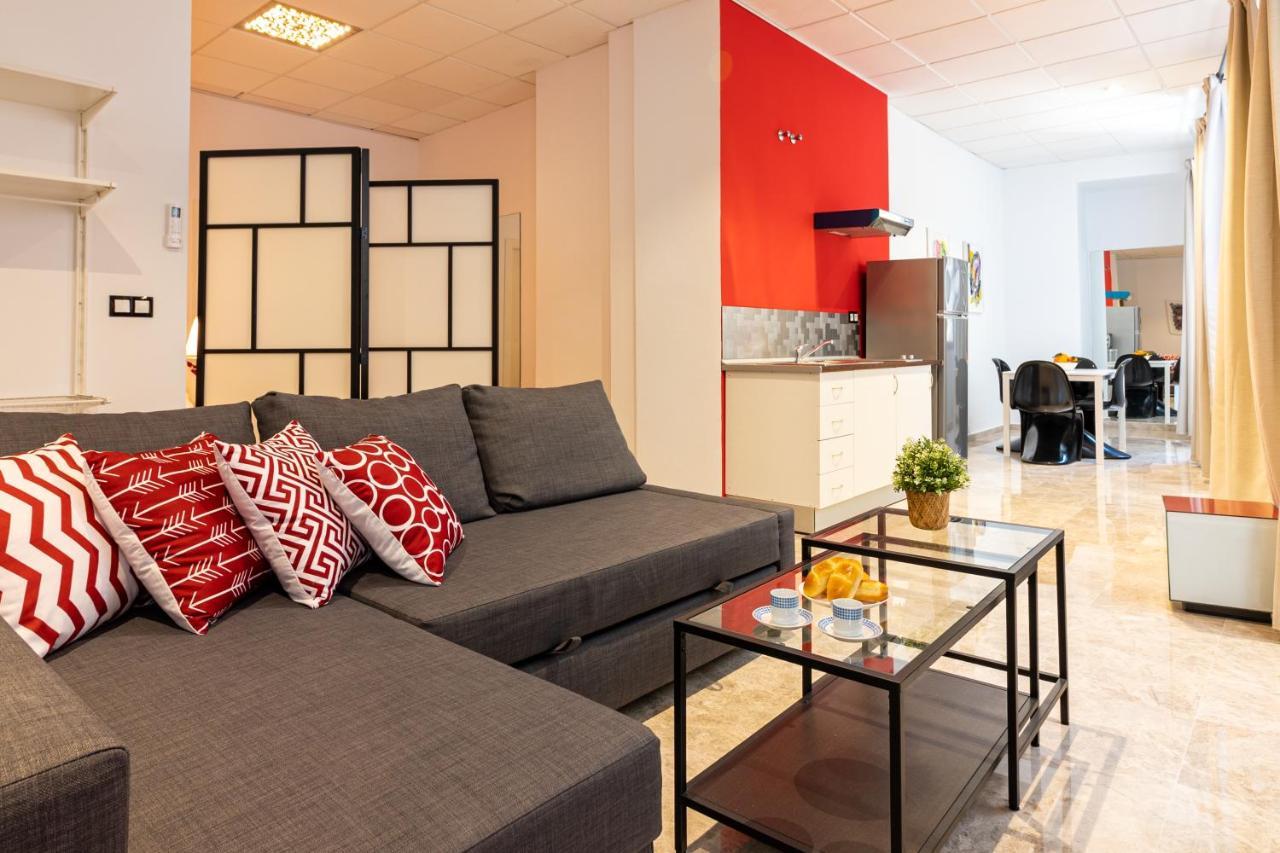 Saenz Suites Gallery By Bossh! Apartments Malaga Exterior photo